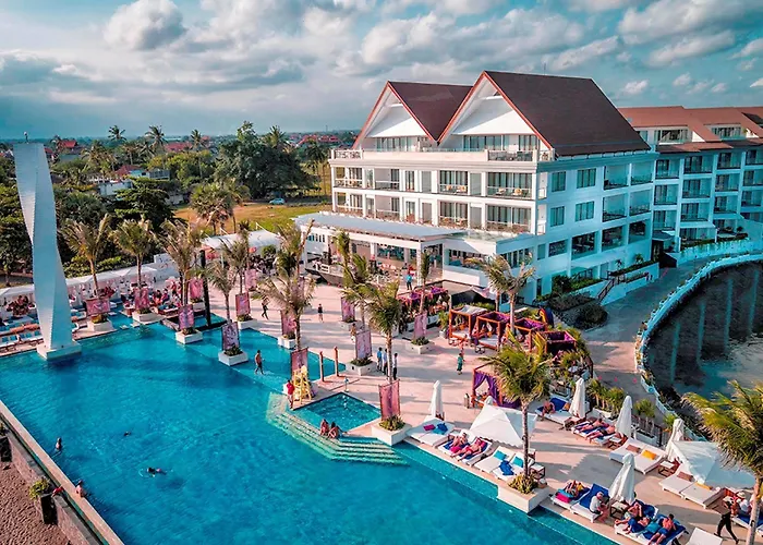 Lv8 Resort